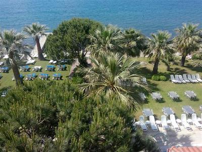 Art Beach Hotel