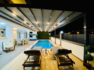 Luxury Villa Pike Özel Havuzlu
