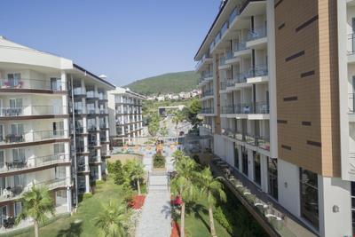 Ramada Resort By Wyndham Kusadasi & Golf