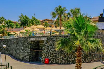 Golf Club House
