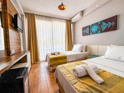 Grand Avşa Beach Hotel
