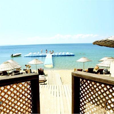 Ayanya Beach Hotel & Bungalows
