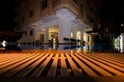 A. Emreli Suit Otel