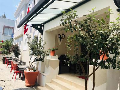 Bay Nihat Lale Otel