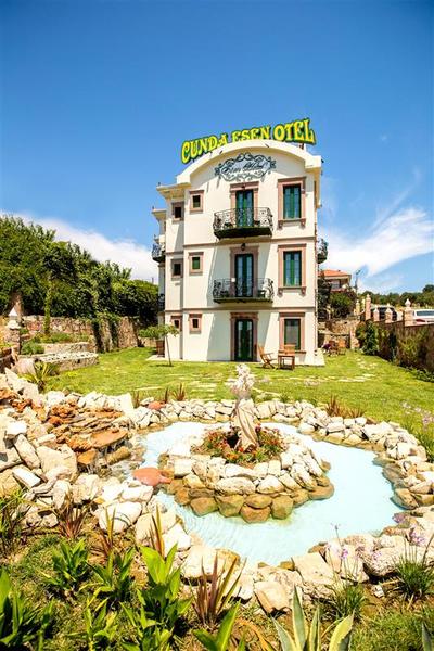 Cunda Esen Otel