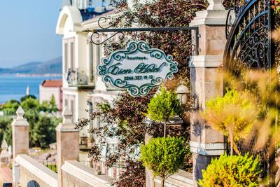 Cunda Esen Otel