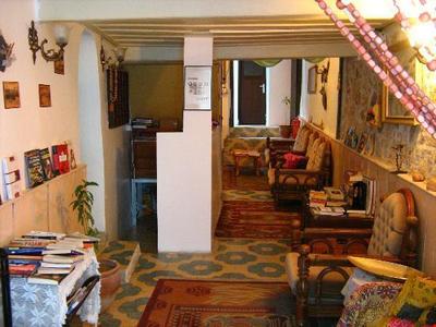 Antikhan Hotel