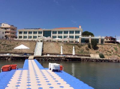 Cunda Kıvrak Otel