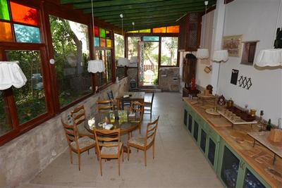 Cunda Zehra Teyzenin Evi - Tarihi Konak
