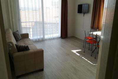 Güliz Apart