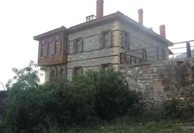 Altın Çeşmeli Konak