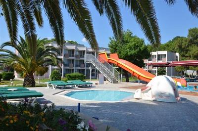 Ra Resort Otel