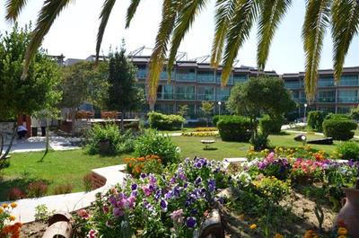 Ra Resort Otel