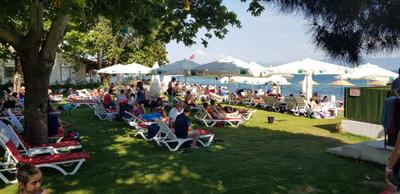 Gunes Motel Beach