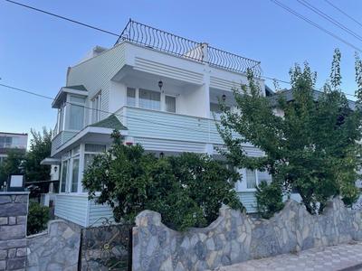 Idaia Houses