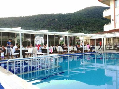 Senam Hotel