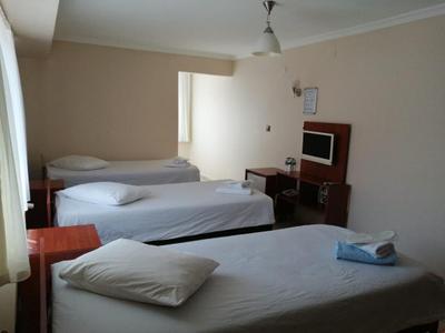 Şahin Otel