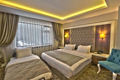 Lagoon Palace Spa & Activities