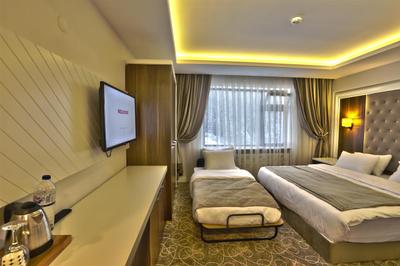 Lagoon Palace Spa & Activities