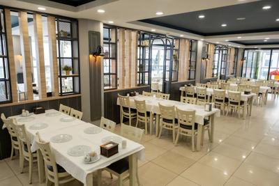 Ren Business Hotel
