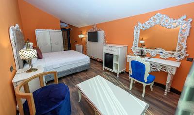 Tok Epik Hotel