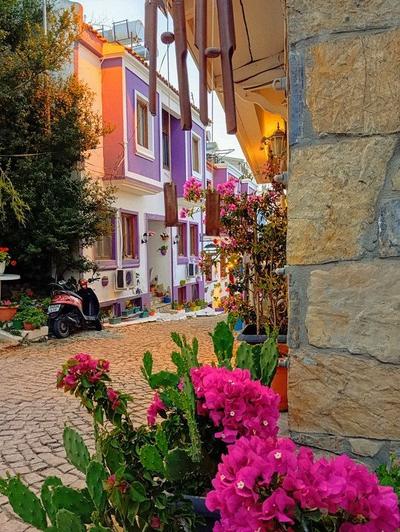 Adalı Pansiyon