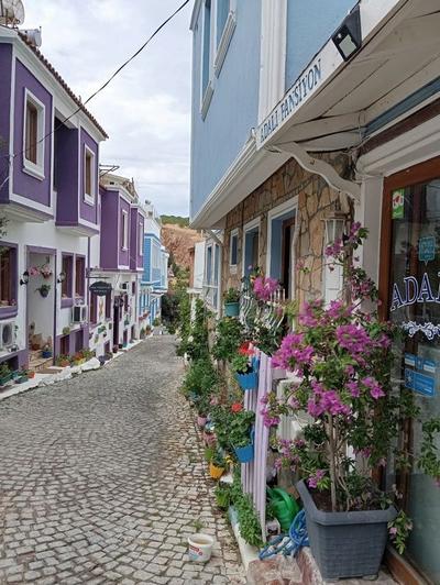 Adalı Pansiyon
