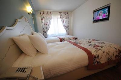 Limani Hotel