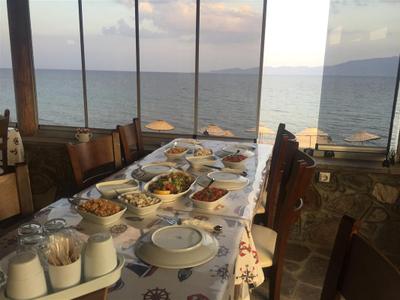 Sivrice Yakamoz Motel & Restaurant