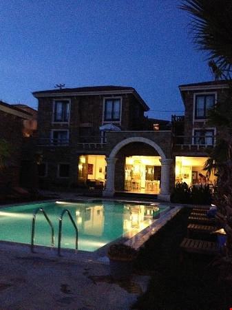 Anemos Hotel