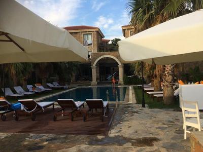 Anemos Hotel