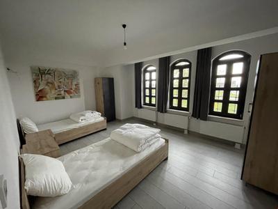 Homes Hotel