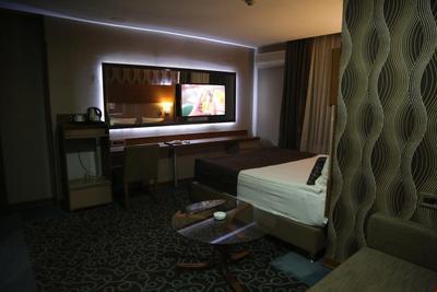 Reyna Premium Hotel