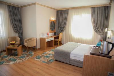 Met Gold Hotel