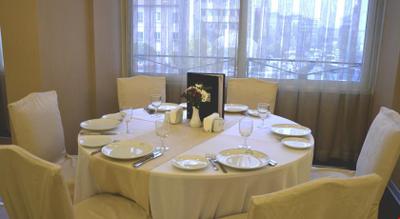 Tilmen Hotel