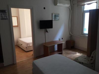 Otel Sarı