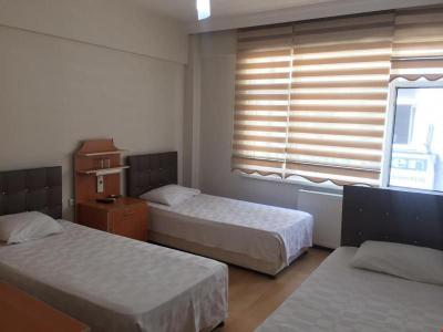Otel Sarı