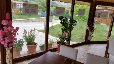Varlıbaş Uyku Sarayı