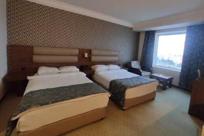 HB Royal Hotel