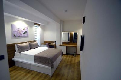 Devin Otel