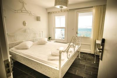 Büyükada Port Hotel