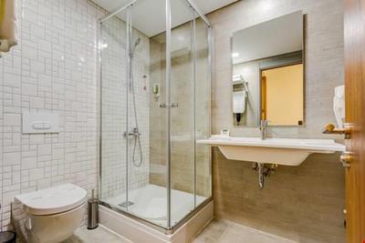 Plus Hotel Bostancı