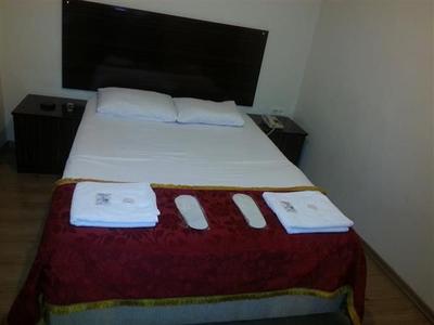 Kona Hotel