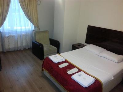 Kona Hotel