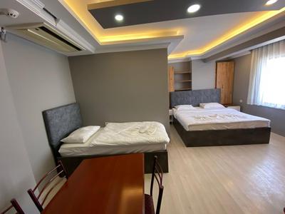 Big Life Suit Hotel