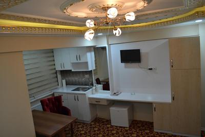 Divan Palace 2