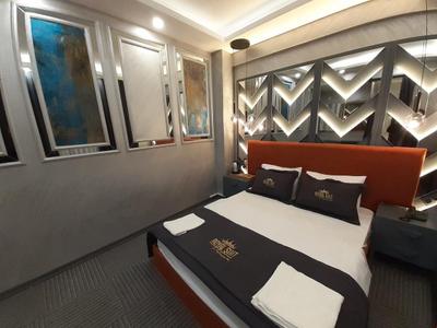 Royal Premium Suit