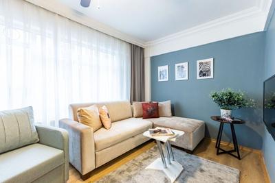 Capri1 | Cihangir