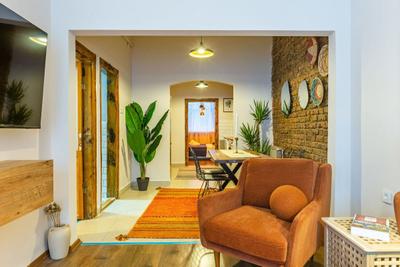 Brick | Cihangir