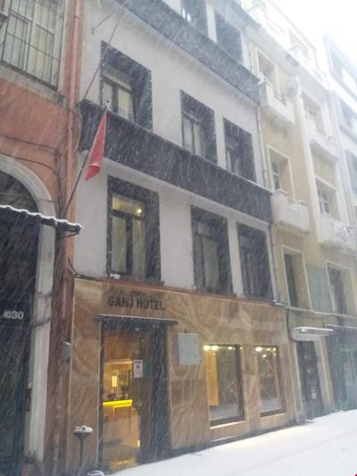 Ganj Hotel